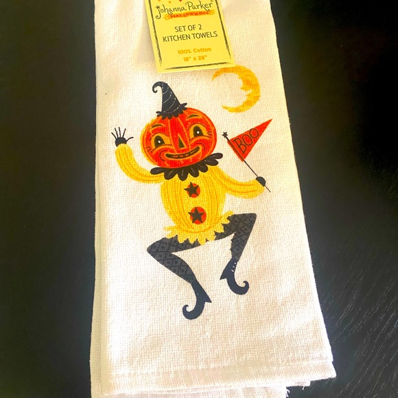 Johanna Parker Halloween Pumpkin Kitchen Towels